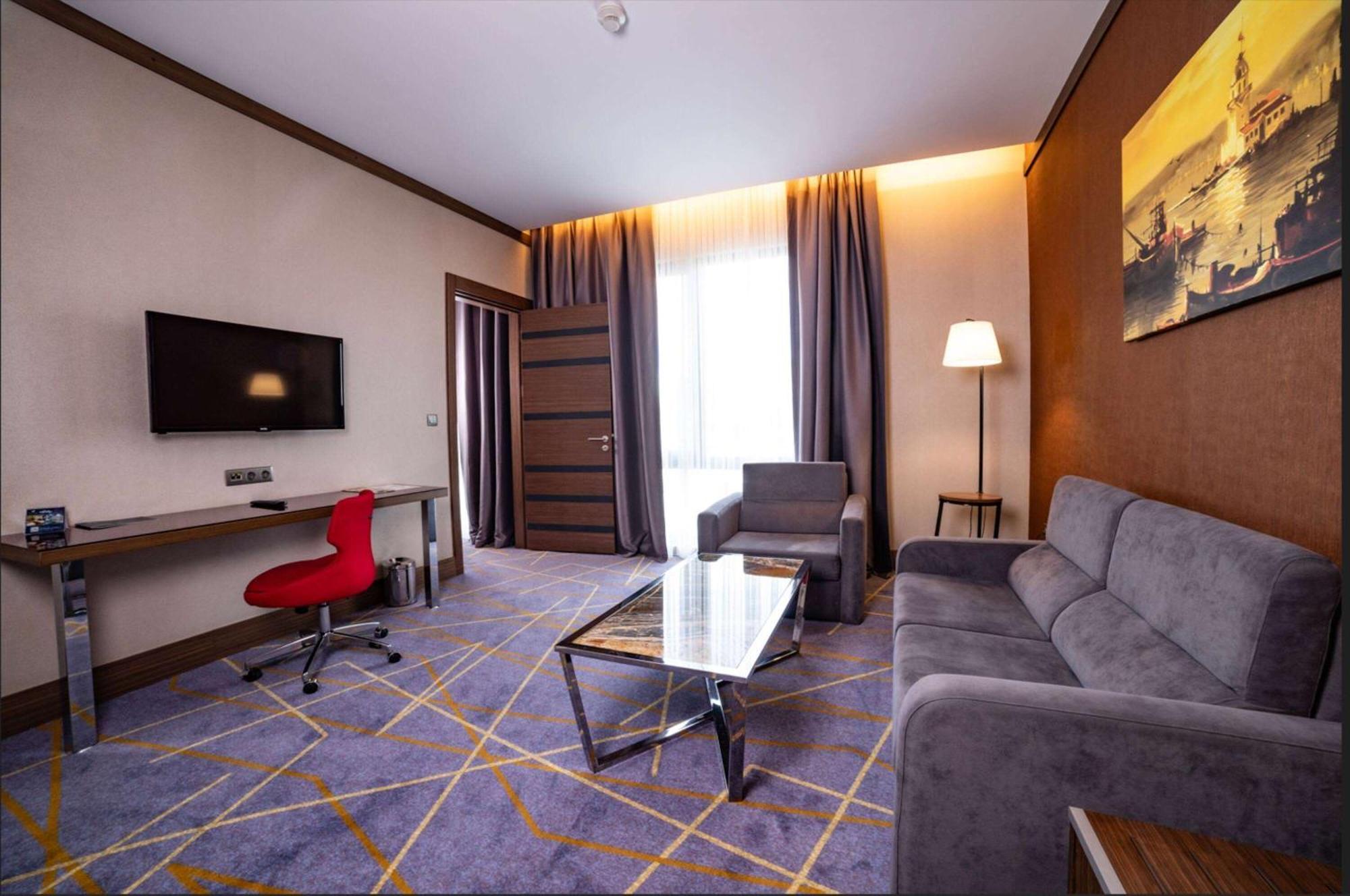 Hotel Ramada By Wyndham Istanbul Alibeykoy Extérieur photo