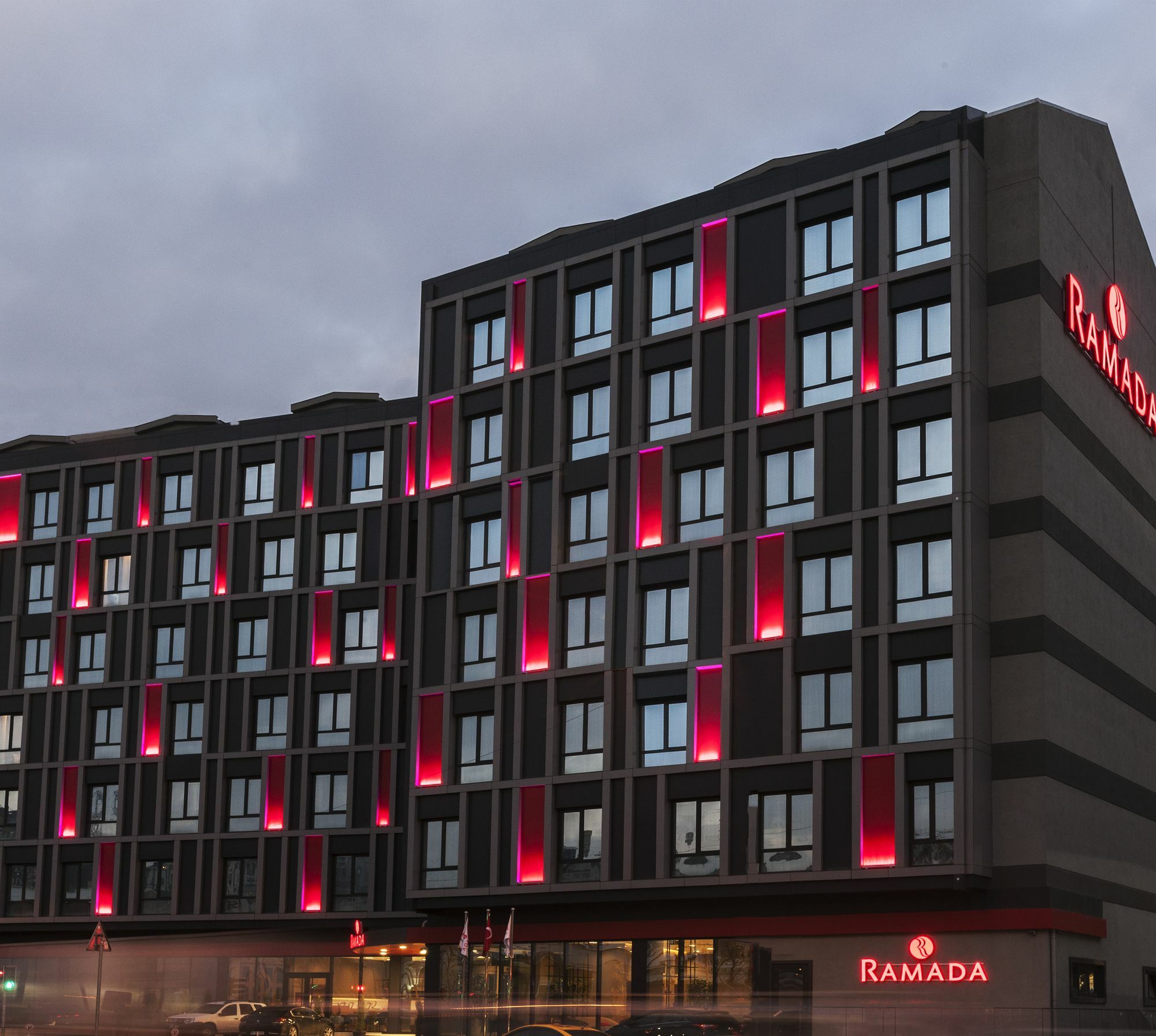 Hotel Ramada By Wyndham Istanbul Alibeykoy Extérieur photo